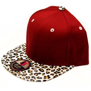 Customized Design Snapback Hat com aba de couro de leopardo